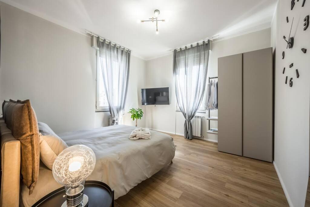 One-Bedroom Apartment,1406856413:JPEG