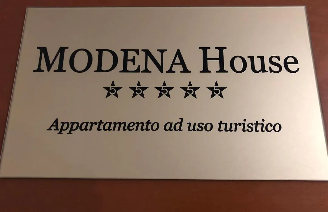 Modena House-1