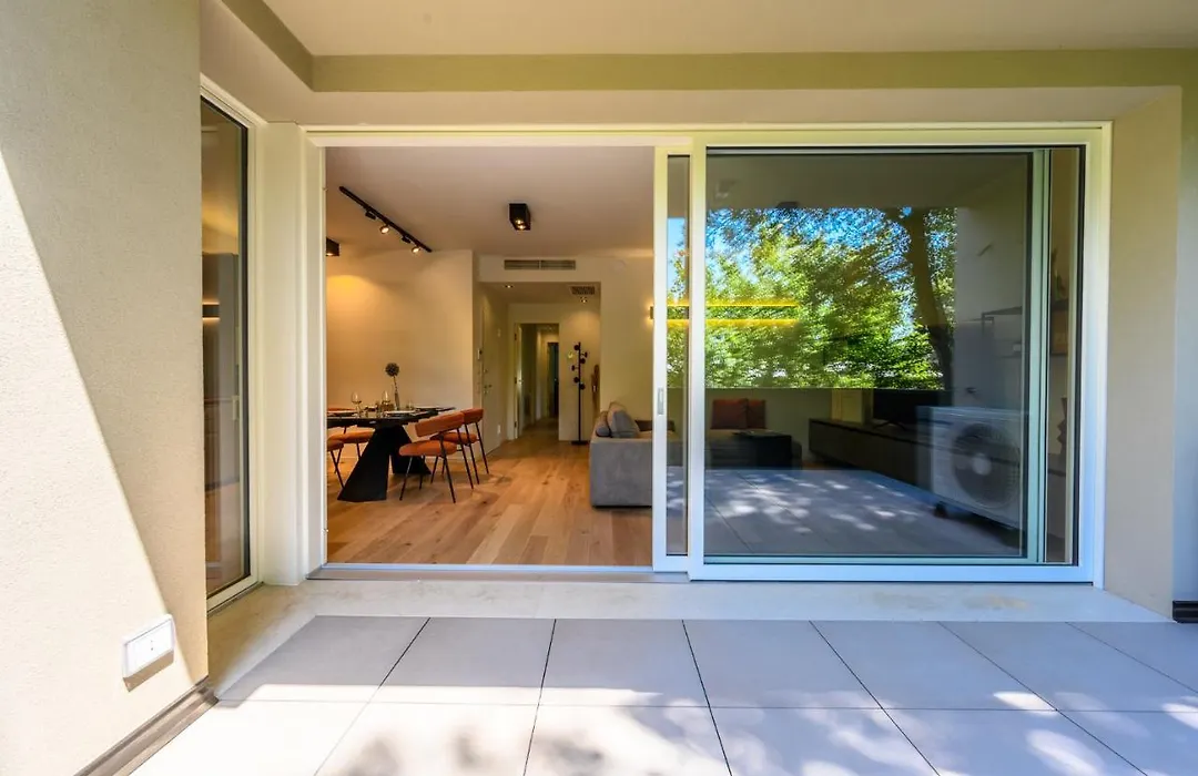 Emilia Suite Green-1