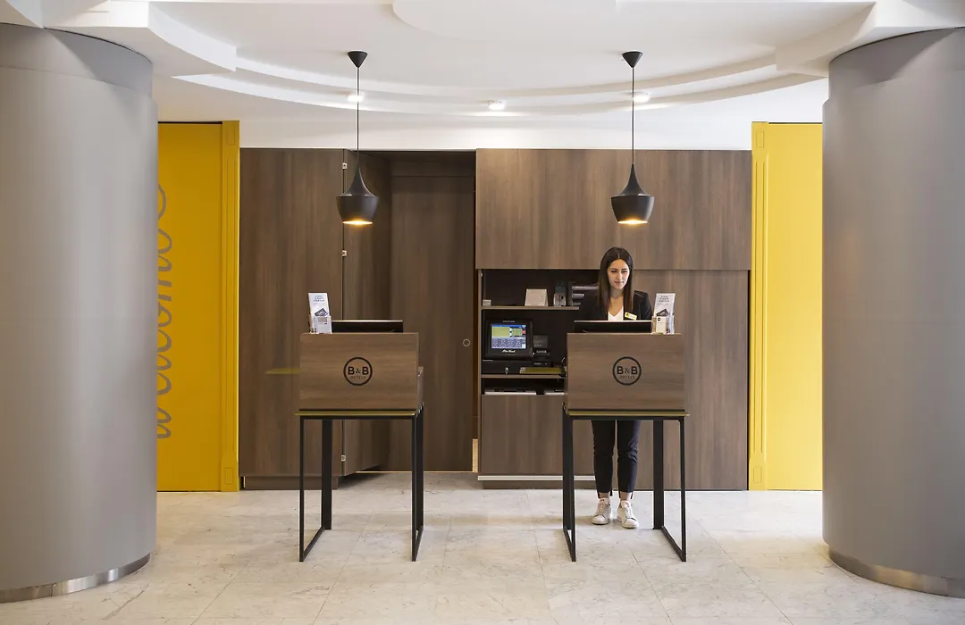 B&B Hotel Modena-1