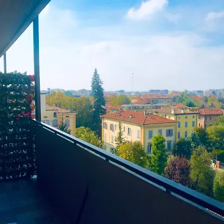 Peony Apartment, Bi-Locale A Due Passi Dal Centro Di Modena-2
