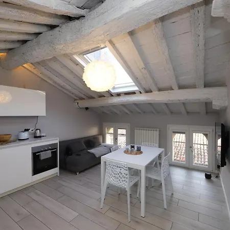 Loggia del Tenore Suite-3