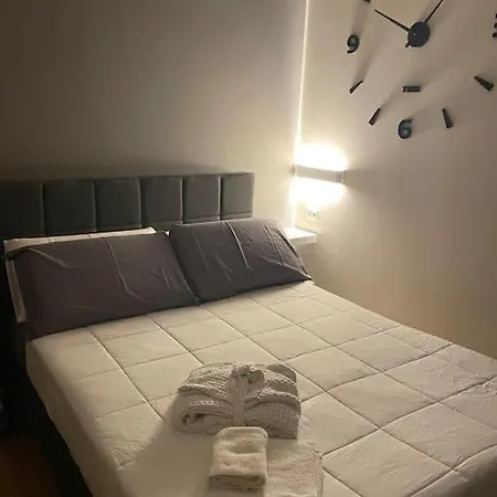 Cucchiari Suite 8B-2