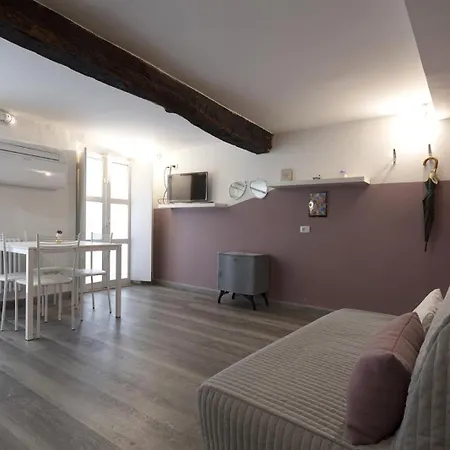Rua Freda Apartments-3