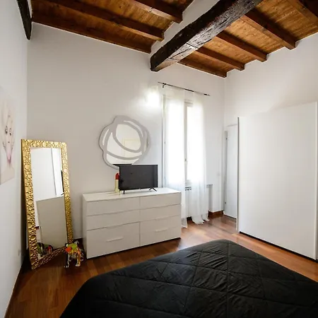Pink House Tortellinosuite Modena-2