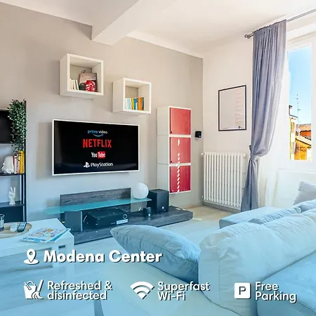 Luxury Apartment Next To The Francescana-3