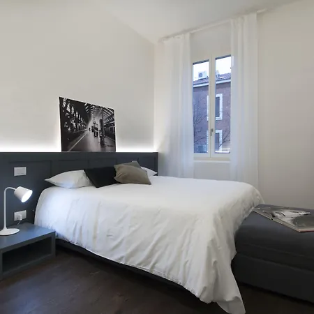 Emilia Suite Express-2