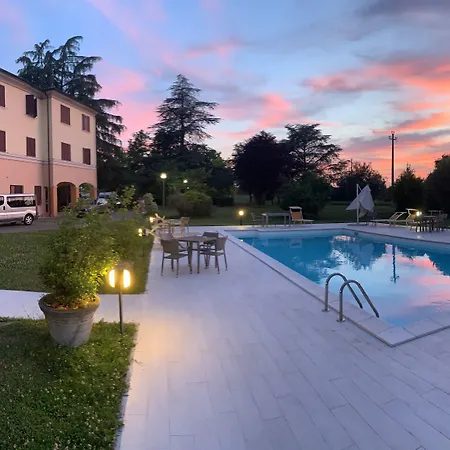 Hotel Le Ville-3